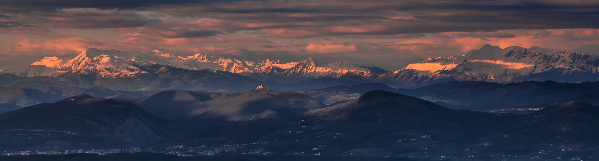 Alpe ob Zahodu by Grega Valenčič