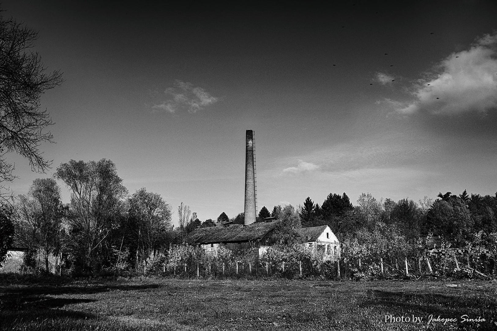 Old factory by Siniša Jakopec