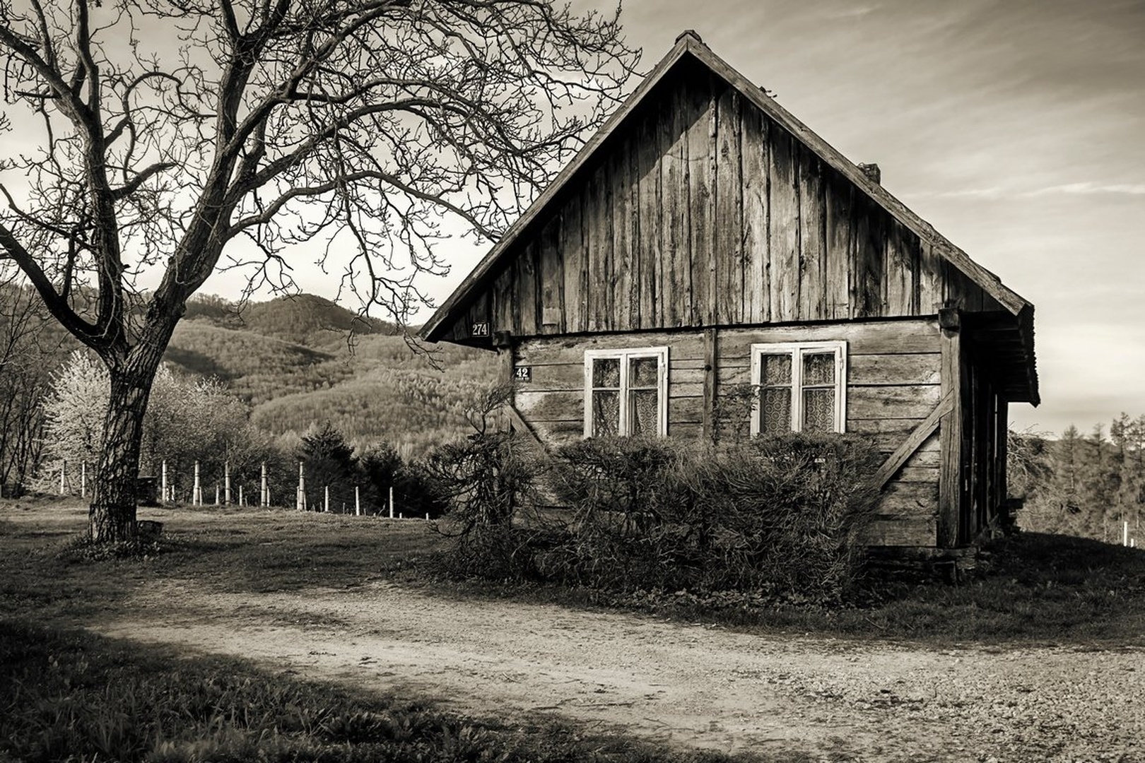 Old house...! by Siniša Jakopec