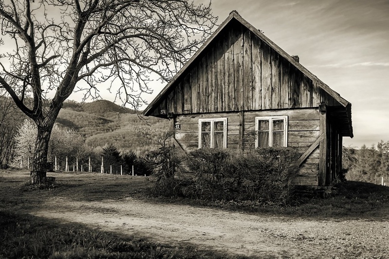 Old house...! by Siniša Jakopec