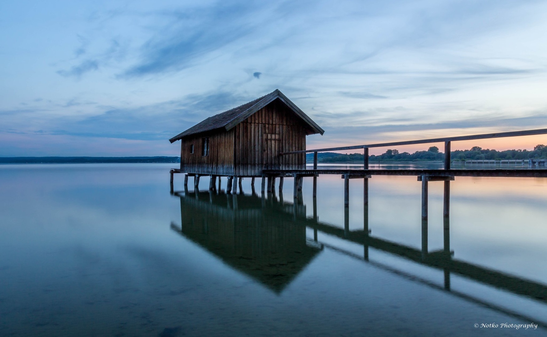 Čolnarna II by notko