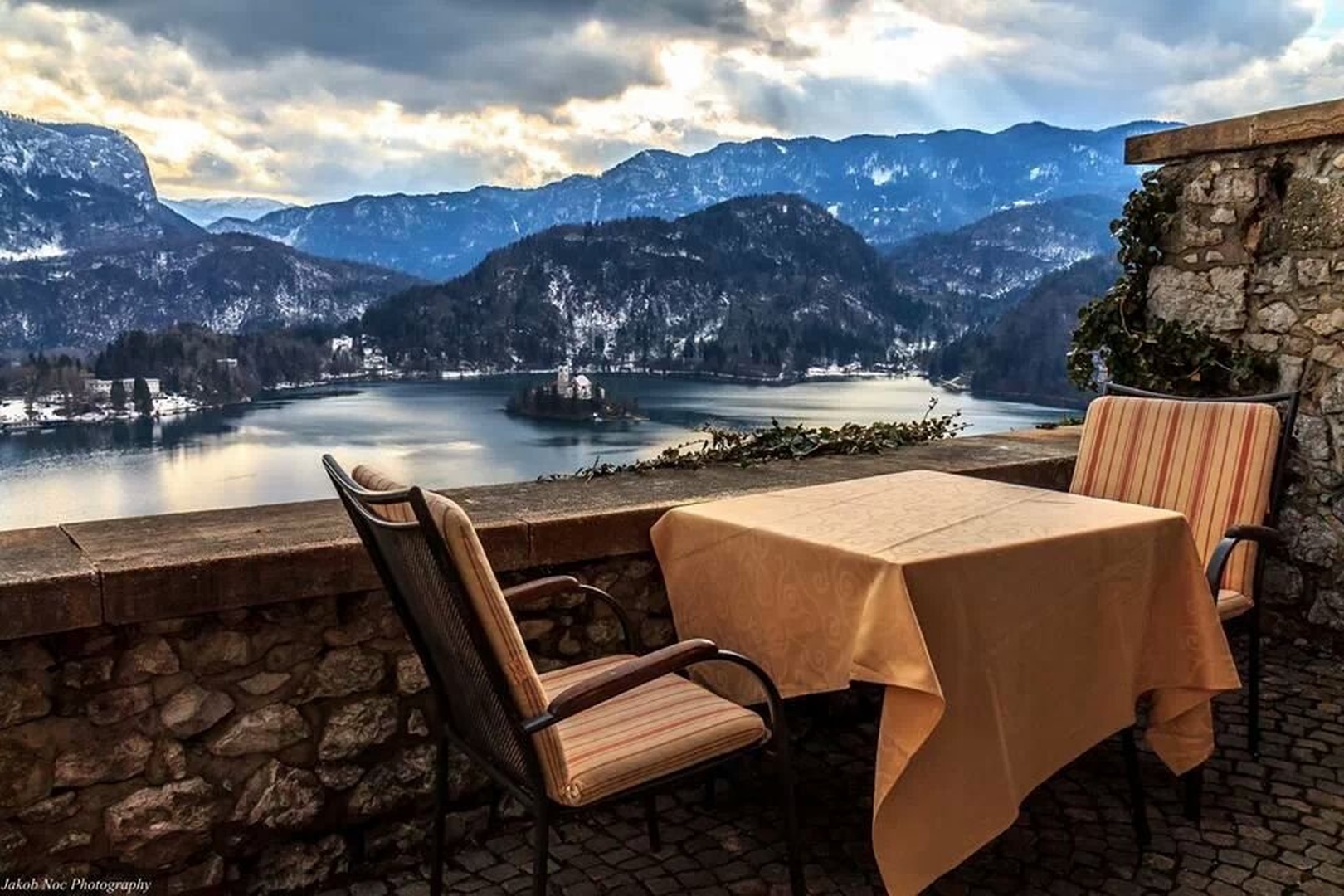Fancy a meal? by Jakob Noč
