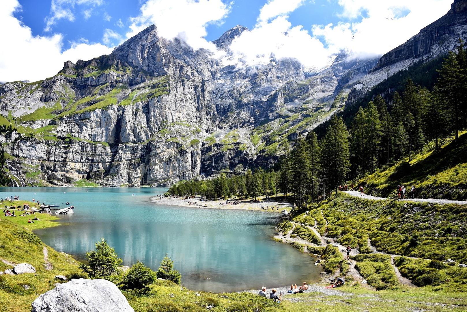 Jezero by Rok Eržen