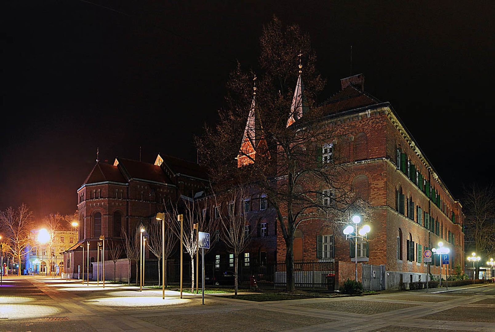 Frančiškanski samostan by Matjaž Skrinar