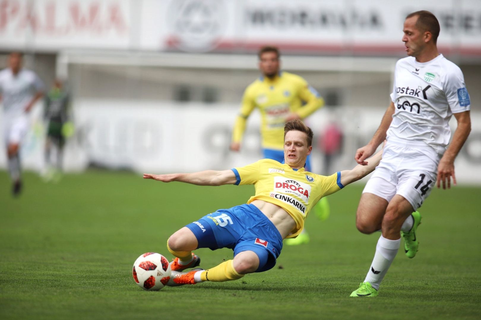Nogomet by Jurij Vodušek