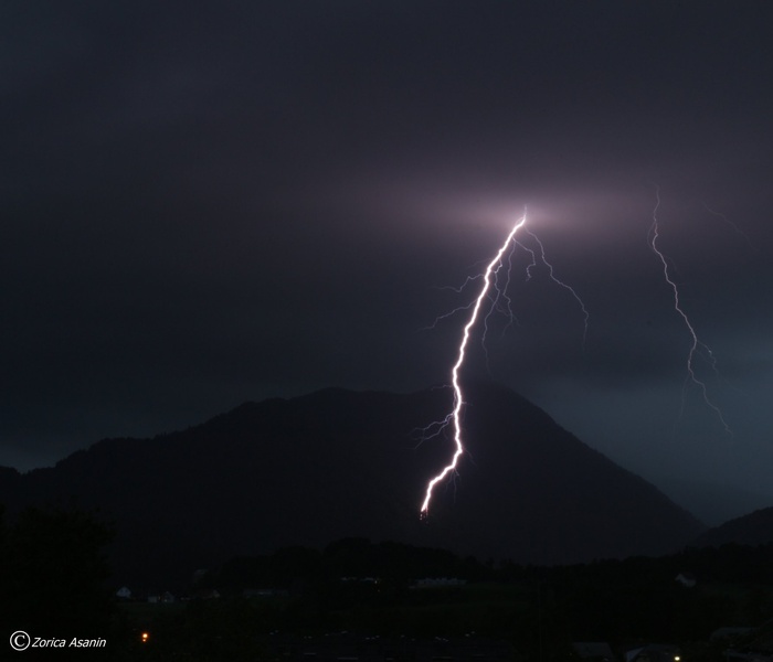 lightning storm by Zorica Ašanin