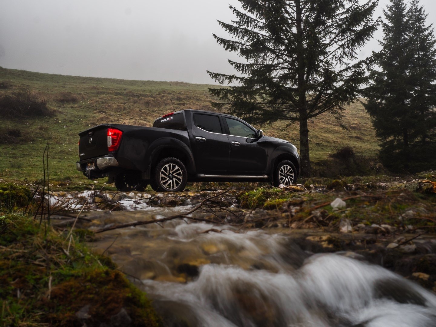 Nissan Navara by Jan Gregorin