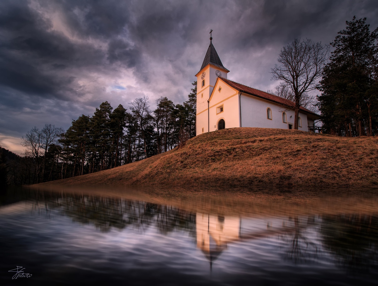 jhgiuio by borut drago