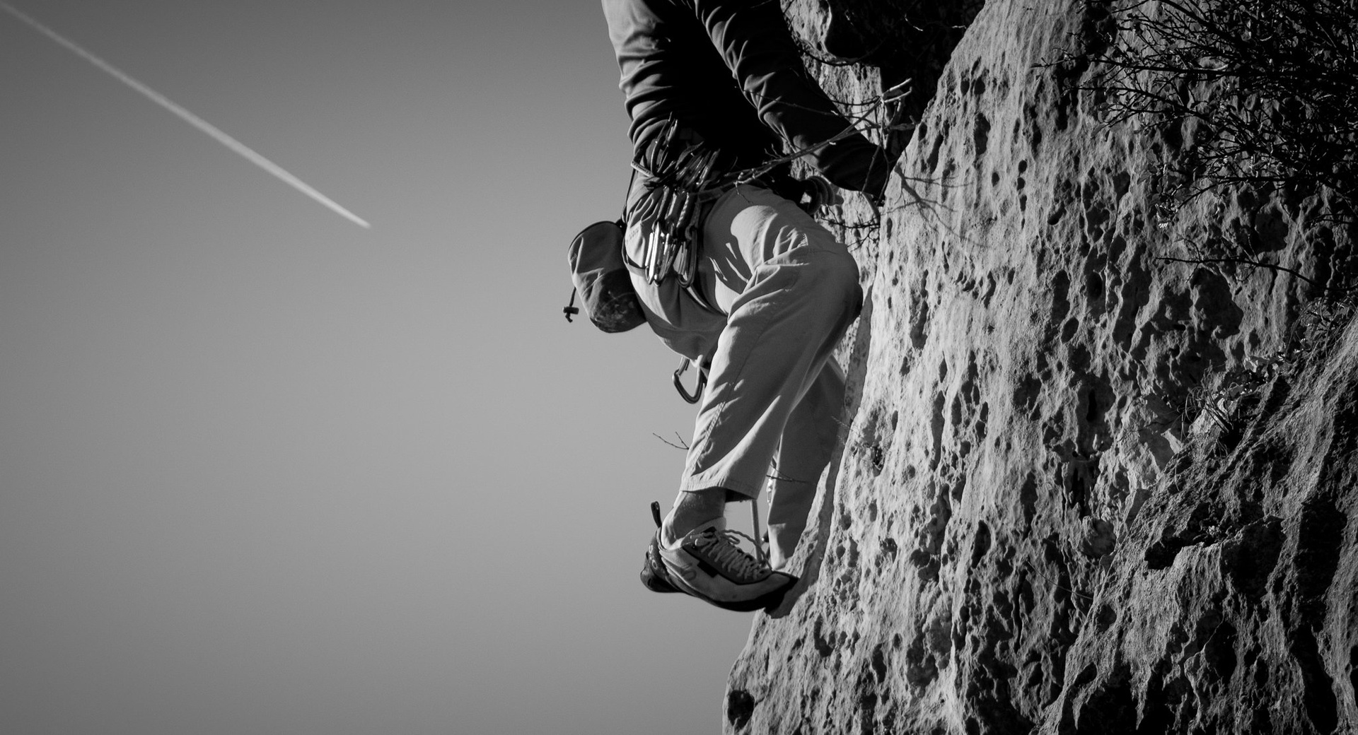 Defying gravity by Sašo