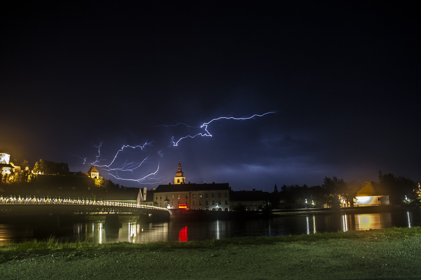 Strela nad Ptujem by Matej Štegar