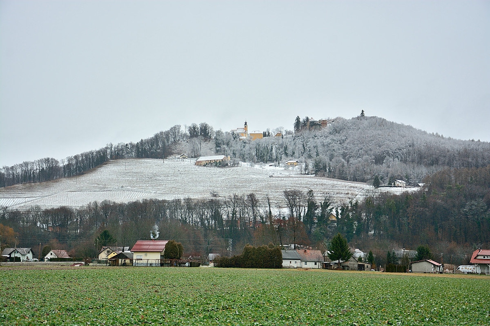 Pogled na zasnažen Vurberk by Matej Štegar