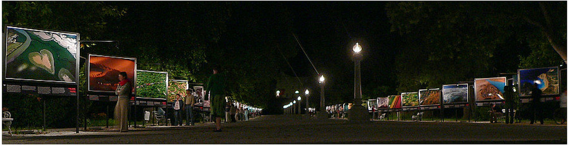 Z zemlje, pogled na nebo by