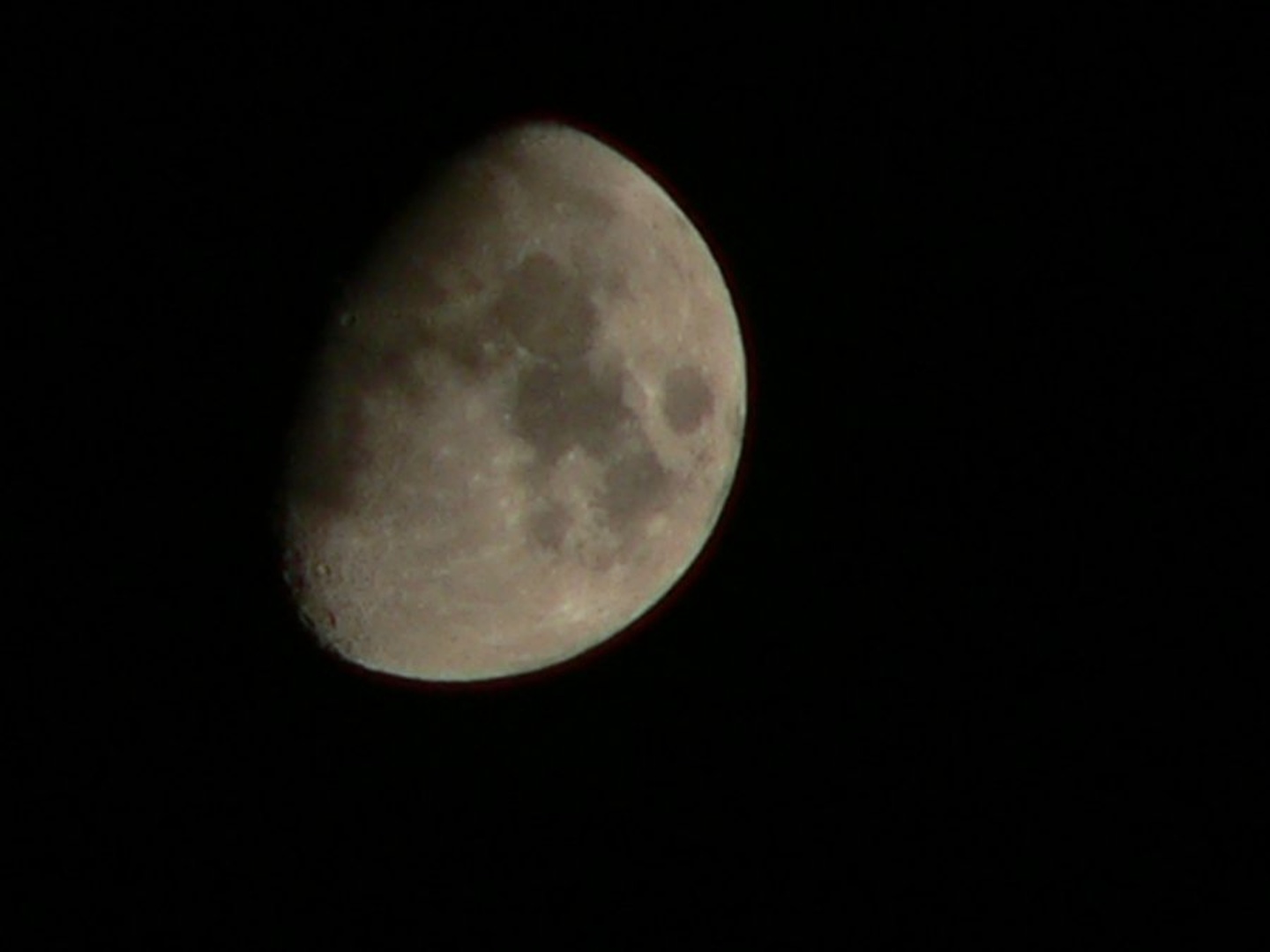 moja luna by