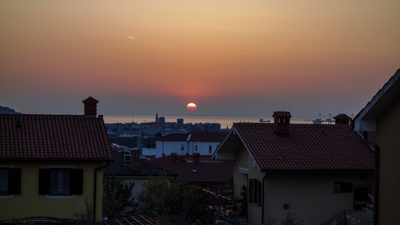 Sončni zahod nad Koprom by Jaka Godejša