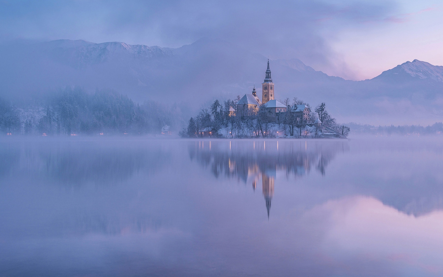 Pred vzhodom by A