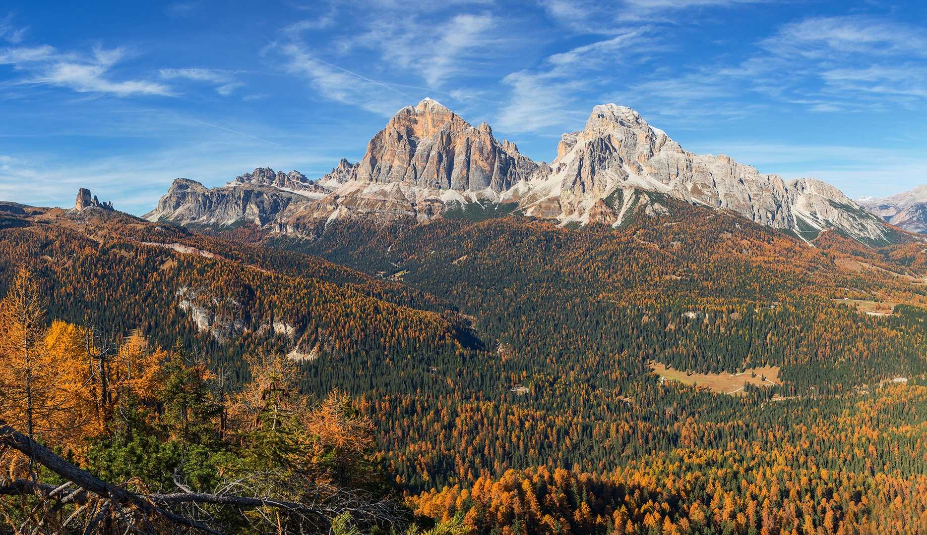 Jesenski Dolomiti by A