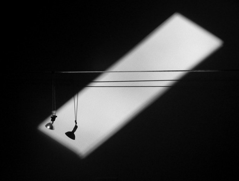 Shadow on the wall by samsara2004
