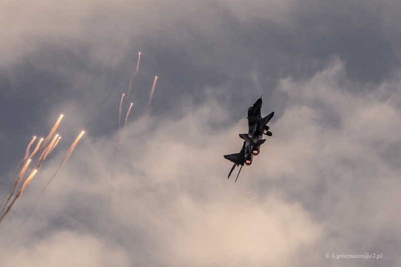 air show by Katarzyna Gritzmann
