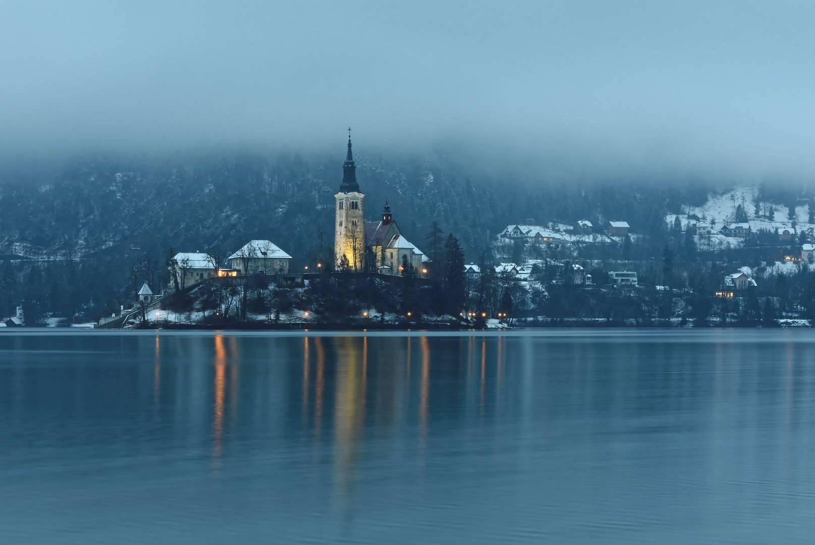 Blejski otok. by Boris Novković