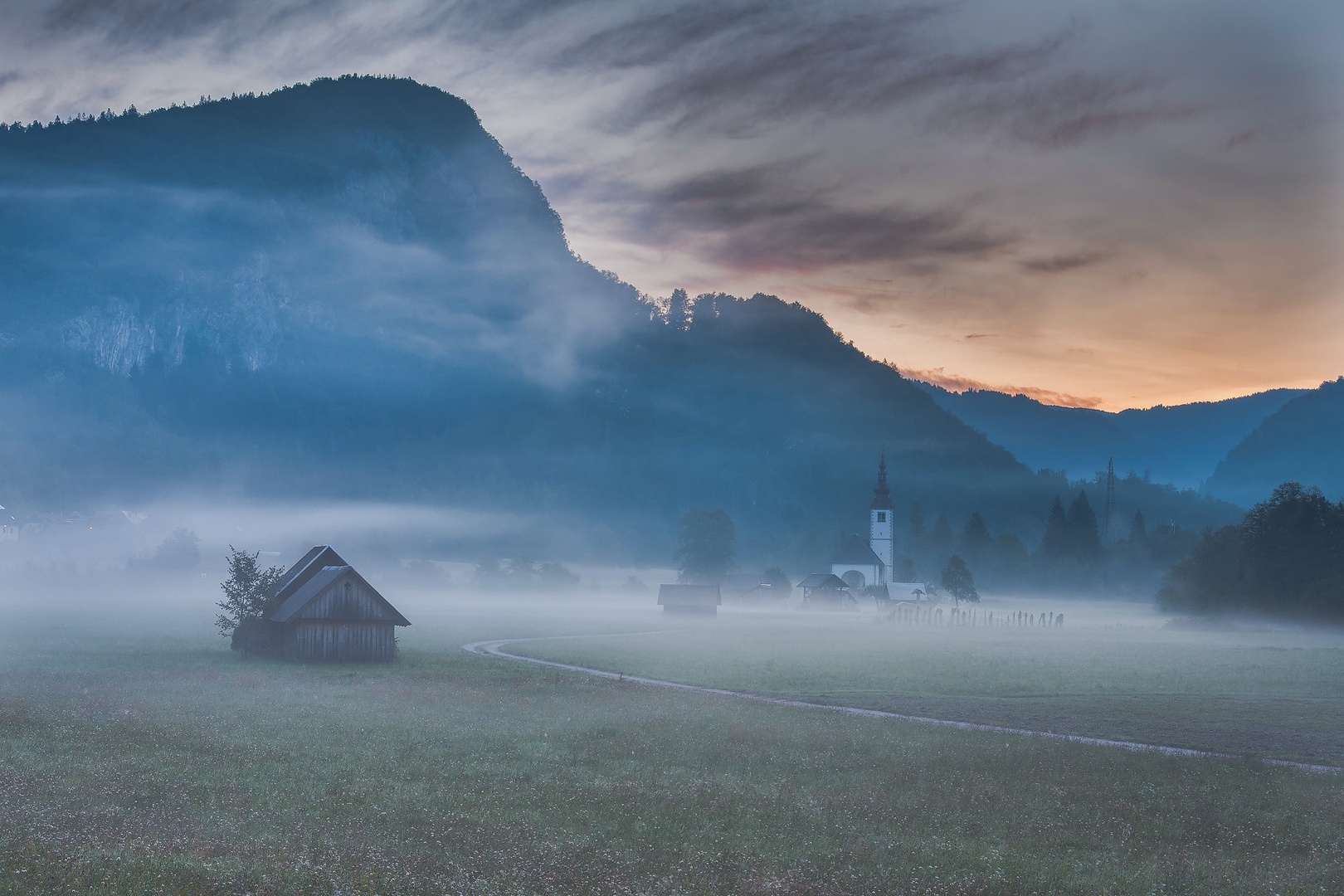 Bitnje pri Bohinjski Bistrici. by Boris Novković