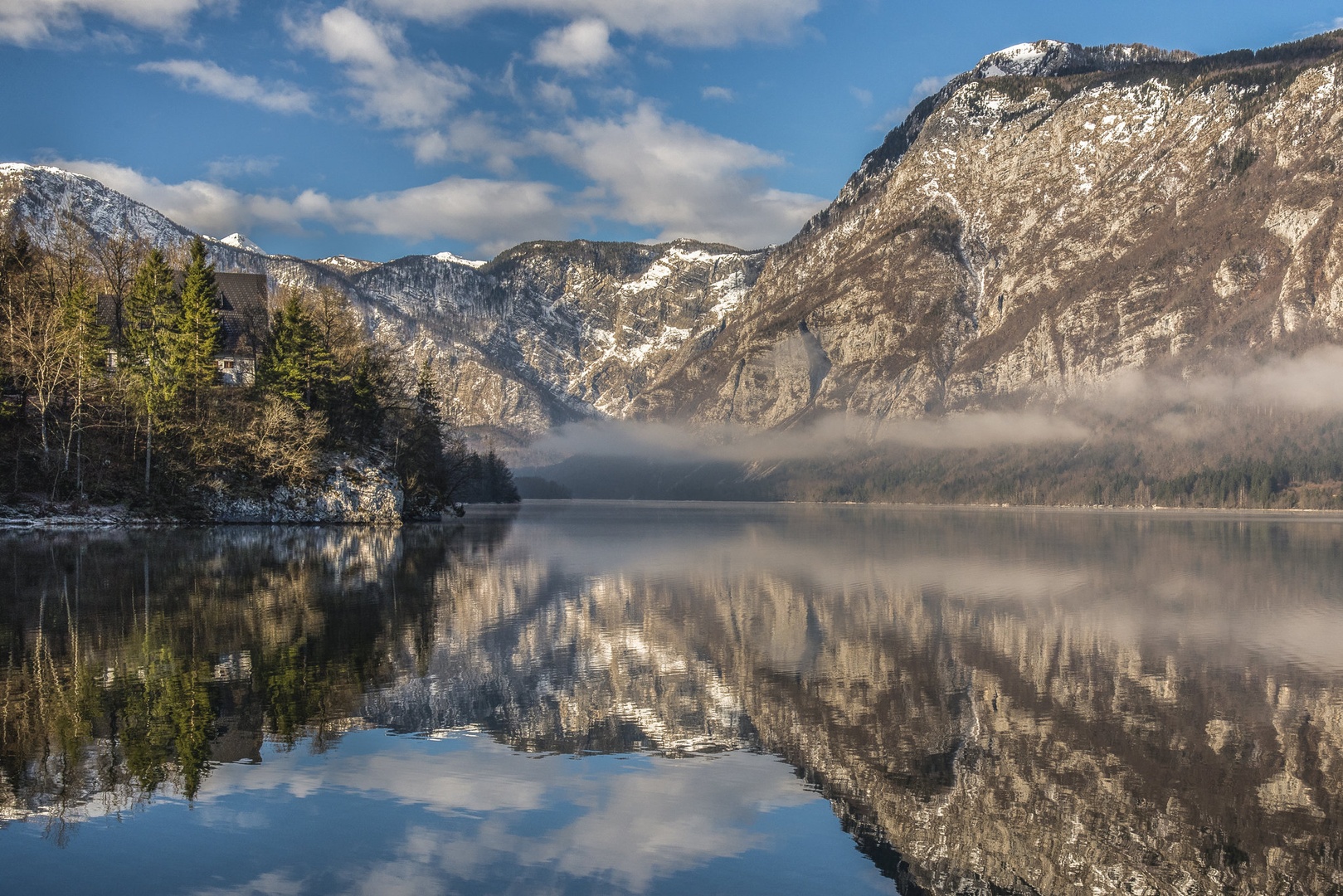 Bohinjsko jezero. by Boris Novković