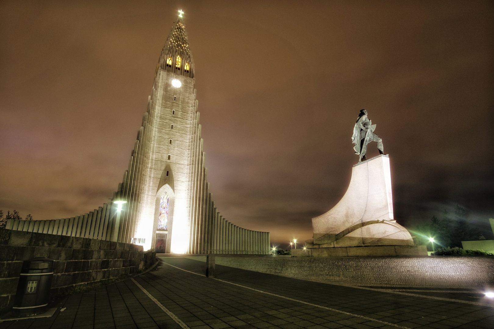 Hallgrímskirkja ll by Jacob