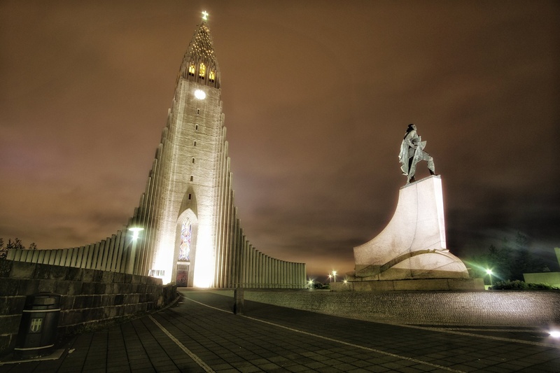 Hallgrímskirkja ll by Jacob