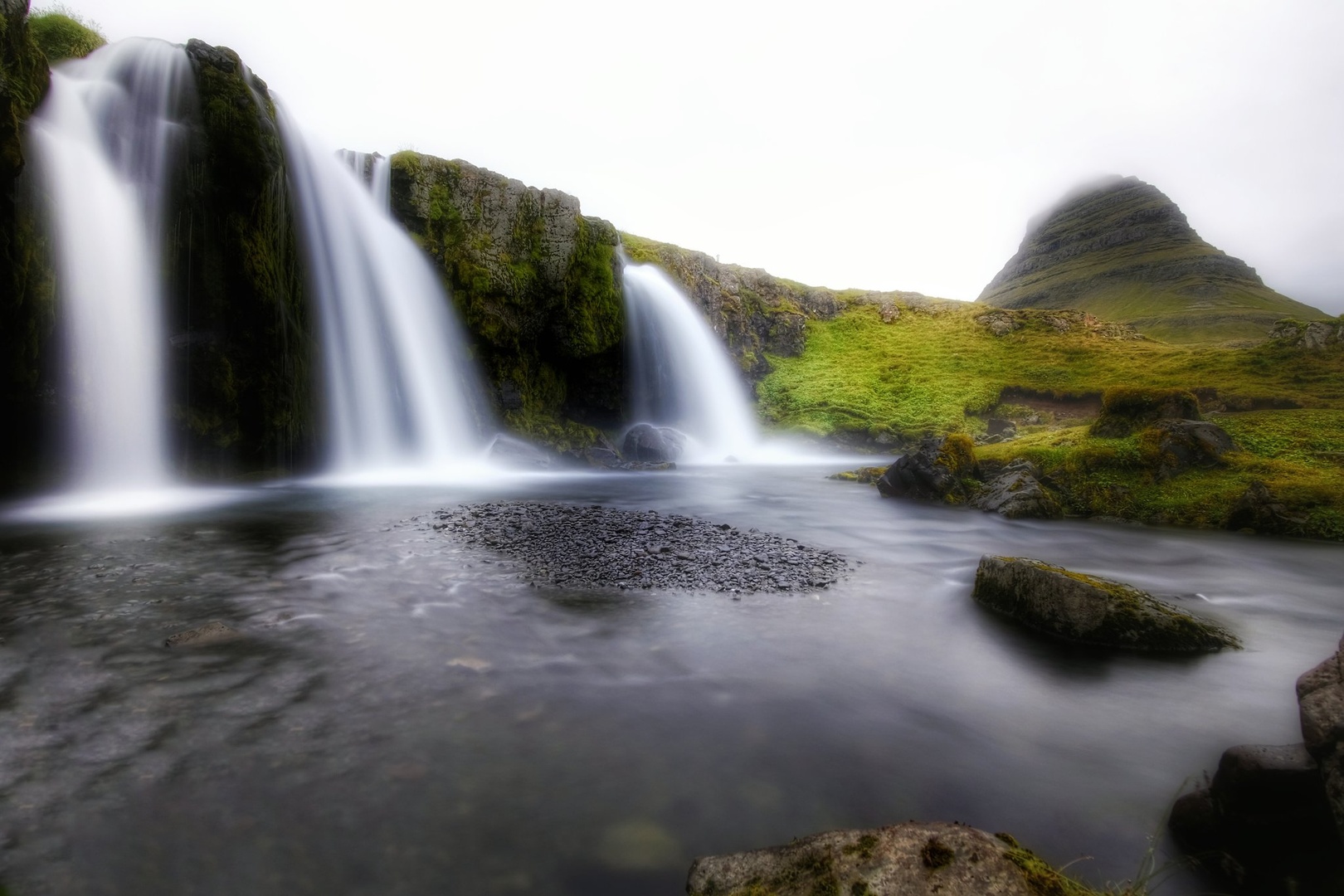 Kirkjufellsfoss waterfall II by Jacob