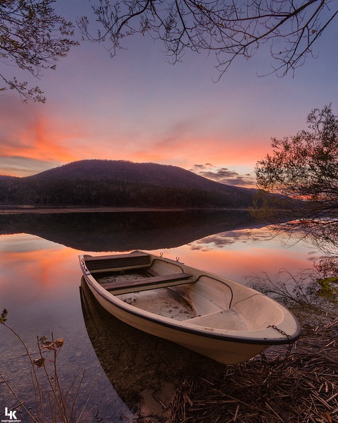 Cerkniško jezero I by Luka Kotnik