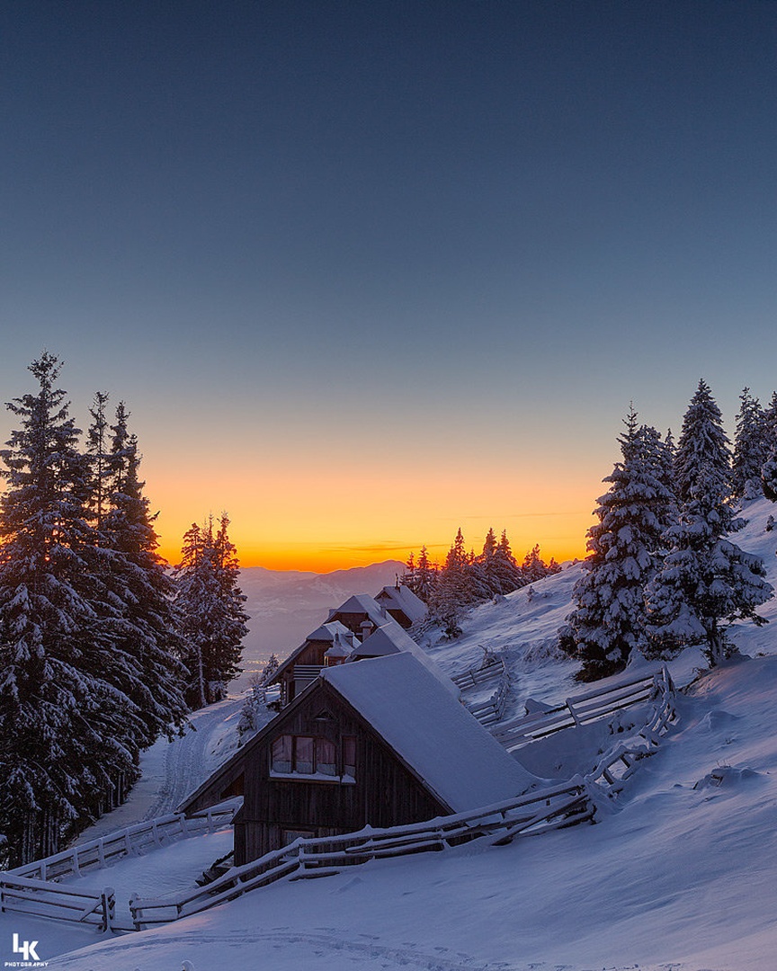 Zimska pravljica by Luka Kotnik
