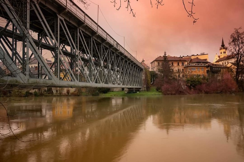 NOVO MESTO POD MOSTOM by Luka Šarman