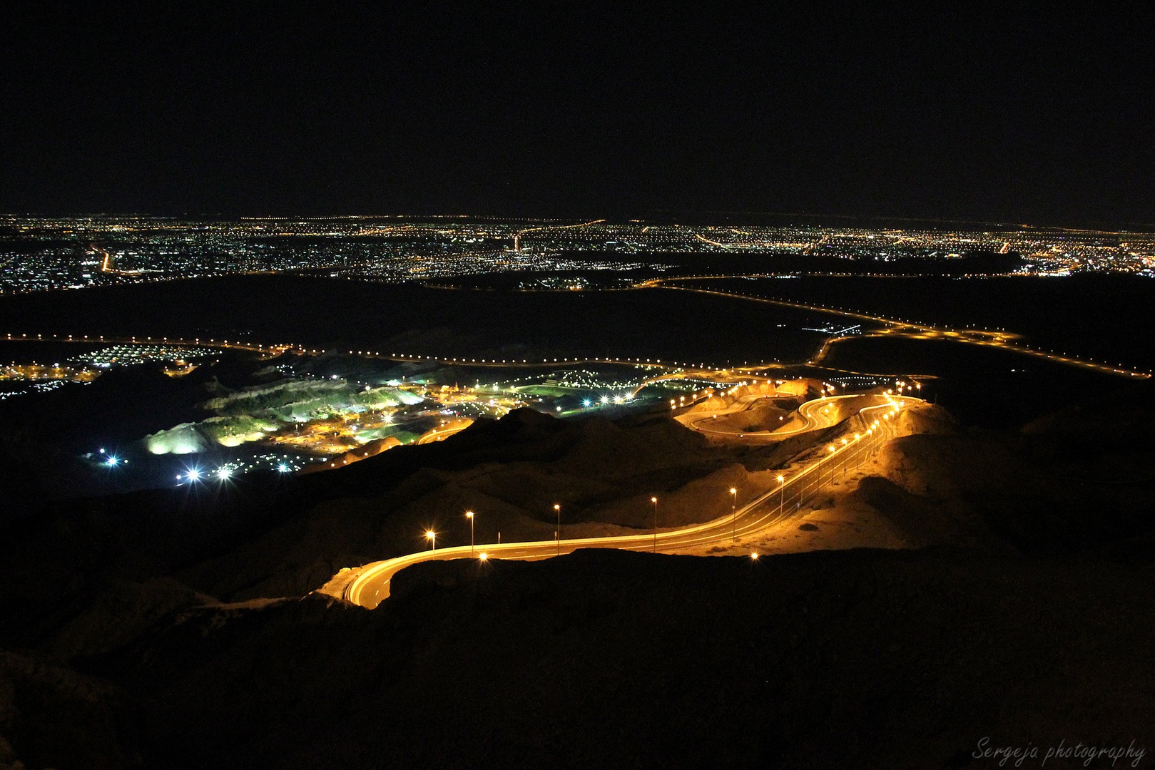 green mubazzarah at night by Sergeja photography