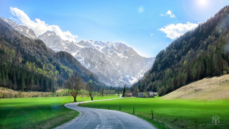 Logarska dolina by Marko Tomažič
