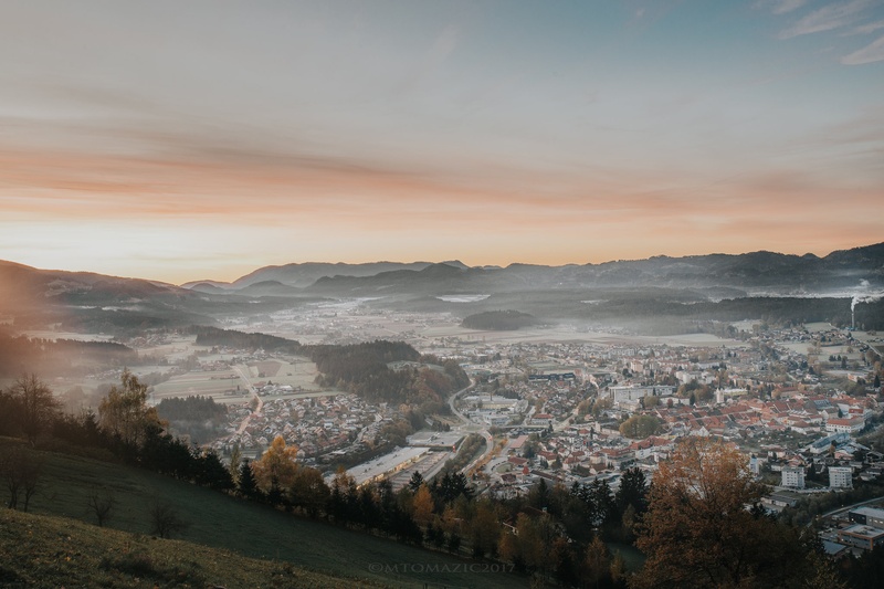 Slovenj Gradec zjutraj by Marko Tomažič