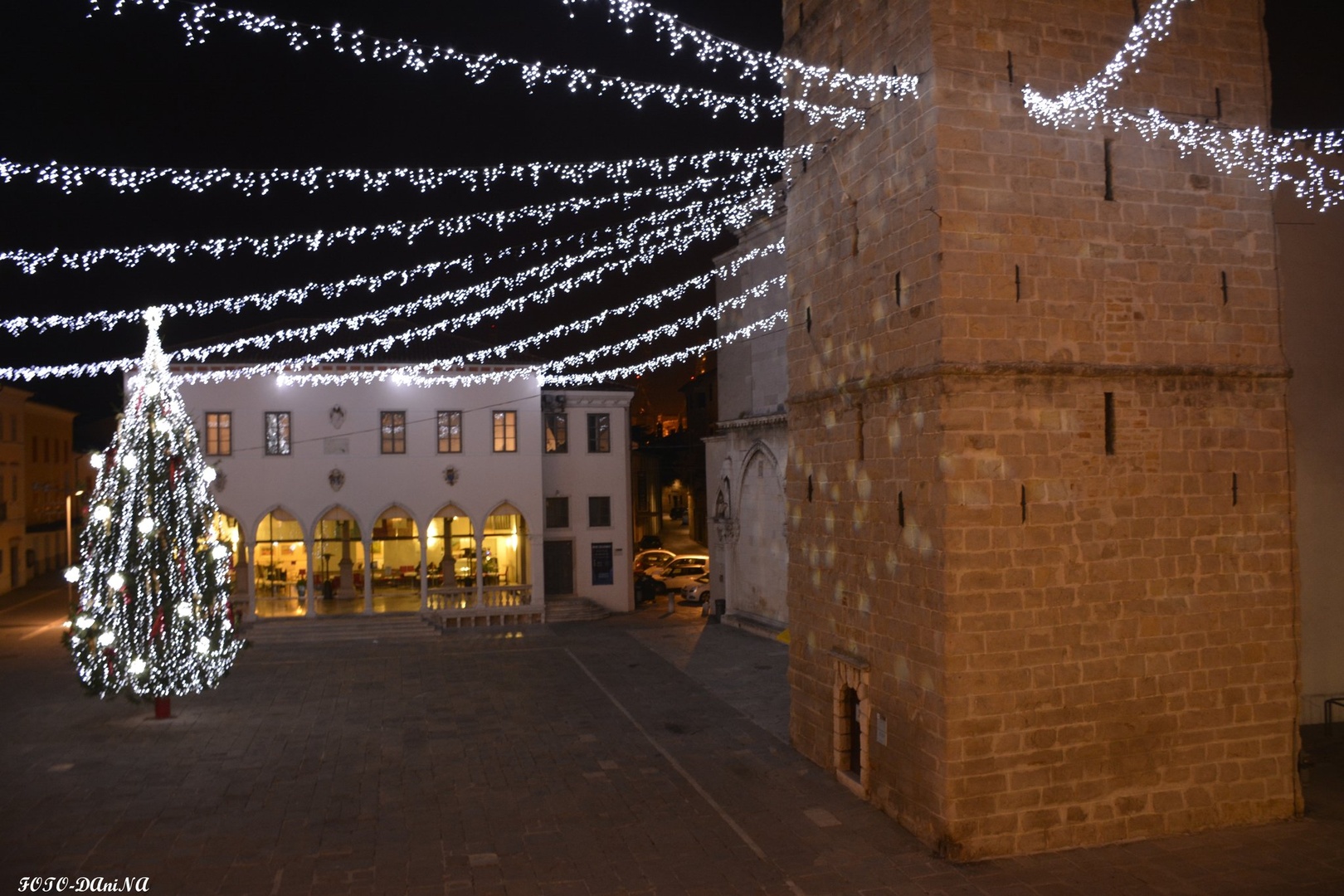 KOPER BY NIGHT by Dragan Radujko