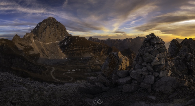 Mangartsko sedlo by Nino Frelih