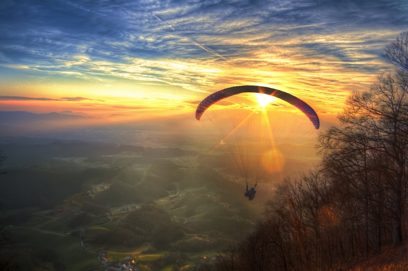 Paraglider and the sunset by Dario Barukčič