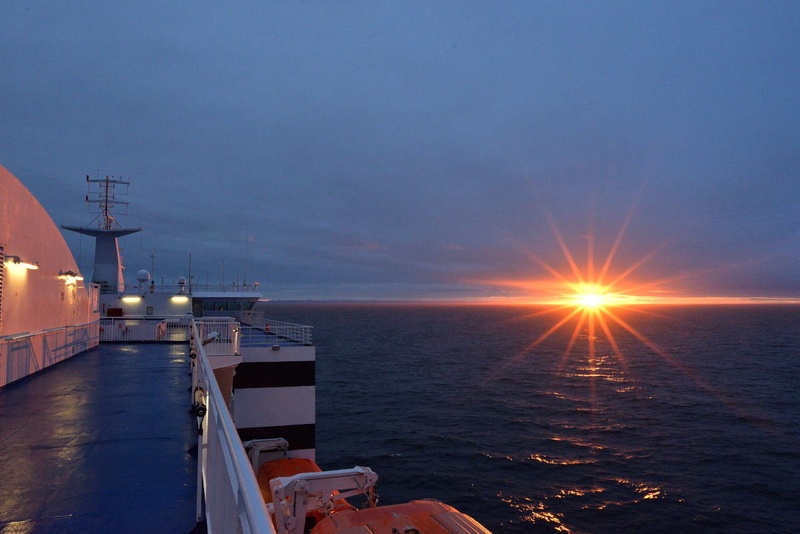 Begining of a new day by Driolarena Arena
