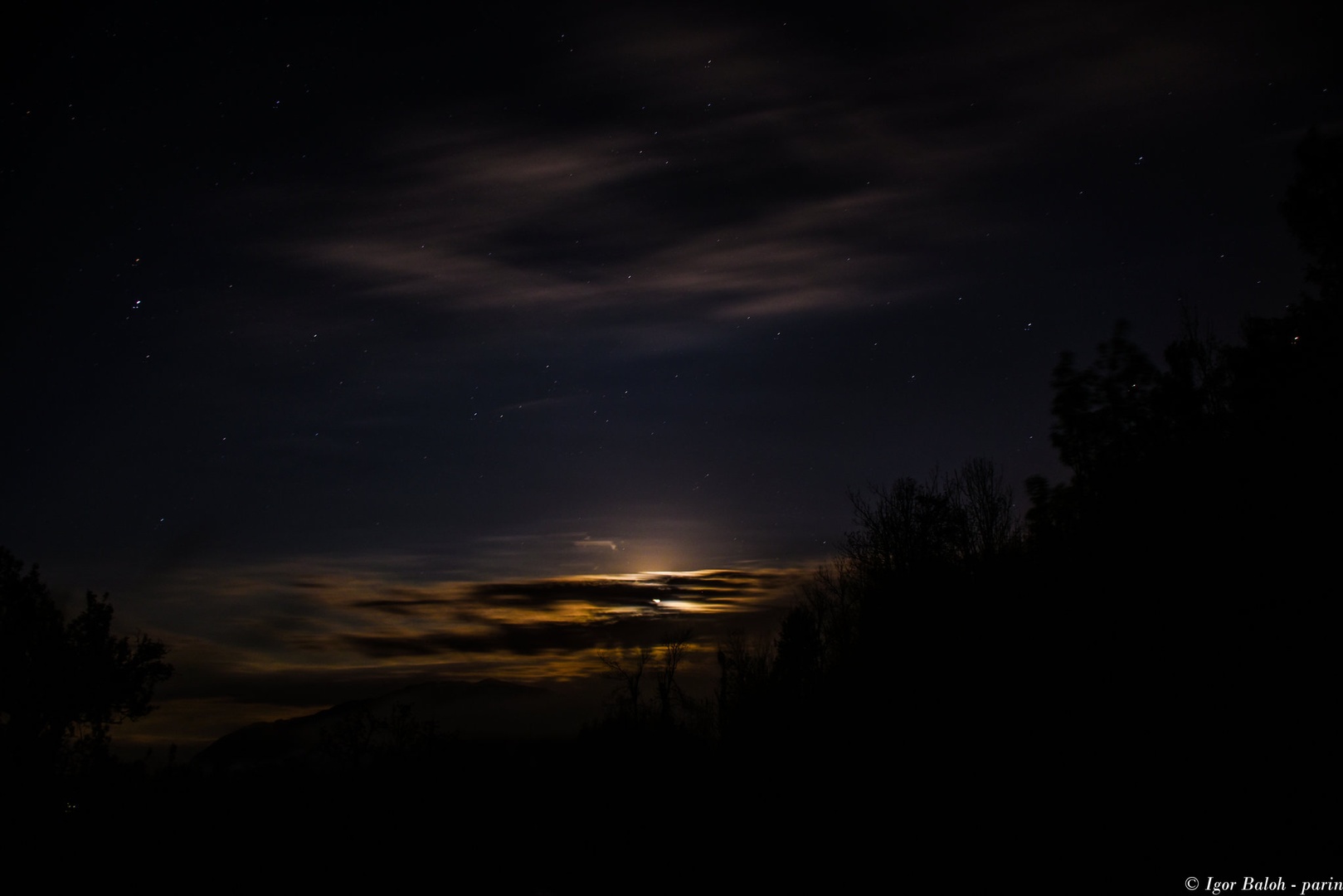 Luna za oblaki by Parin photo
