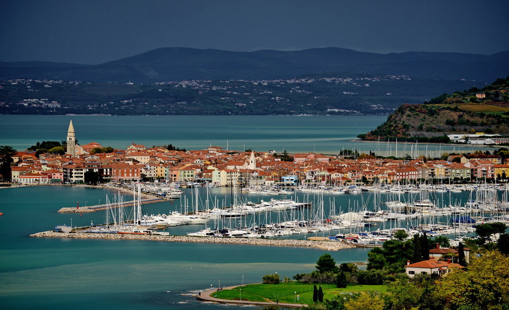 Izola by Nevijo Kocjančič