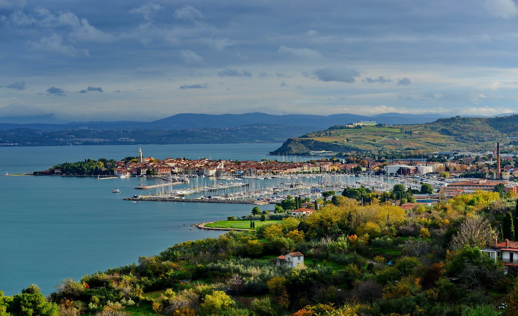 Izola by Nevijo Kocjančič
