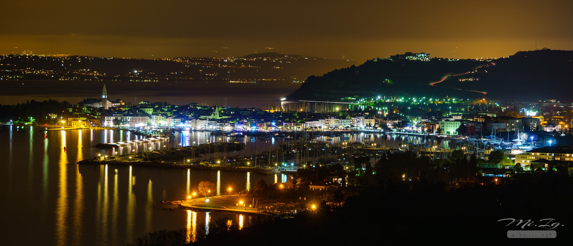Izola by night by Igor Mihačič