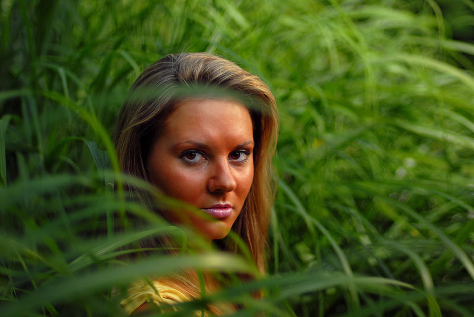 In grEEn by mihaaa