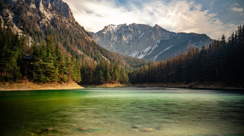 Grüner See by Ivan Benk
