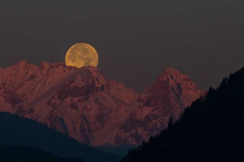 Super luna 2 by Franci Veternik
