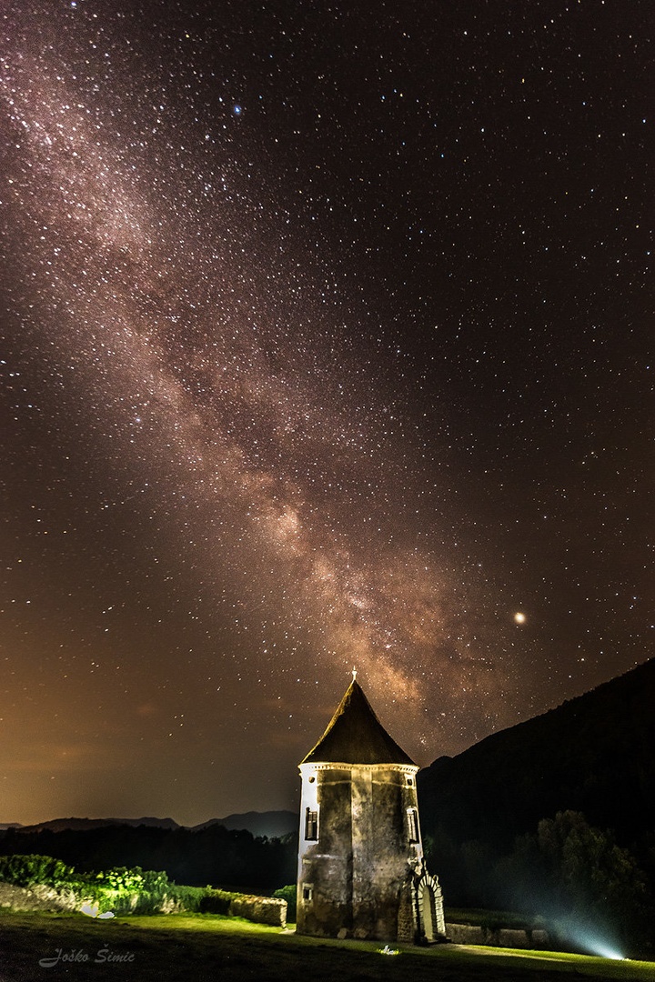 Rimska cesta nad Hudičevim turnom v Sotesk by Joško Šimic