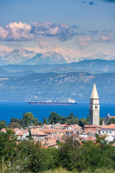 Izola in Triglav by Zoran Vidrih