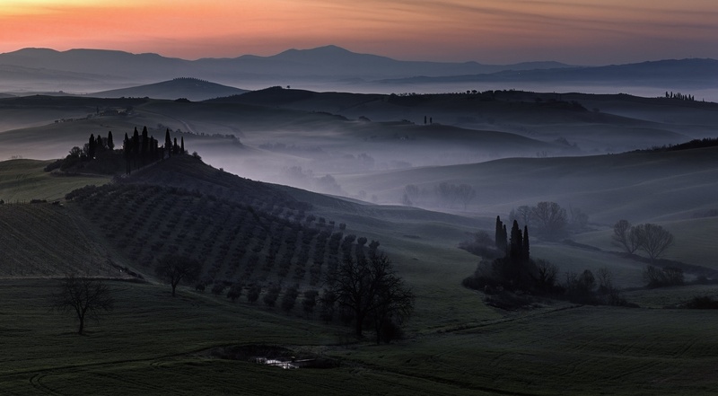 Pink light of dawn. by Fabrizio Massetti