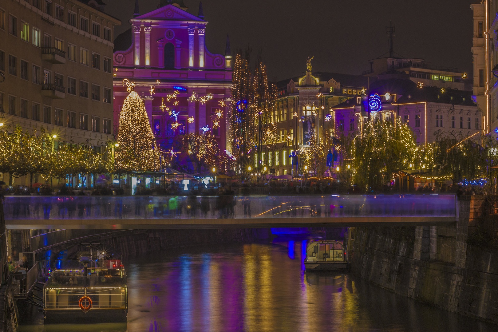 Ljubljana by lostinframes