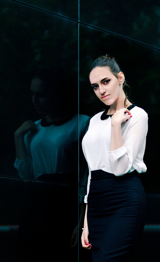Portret by lostinframes